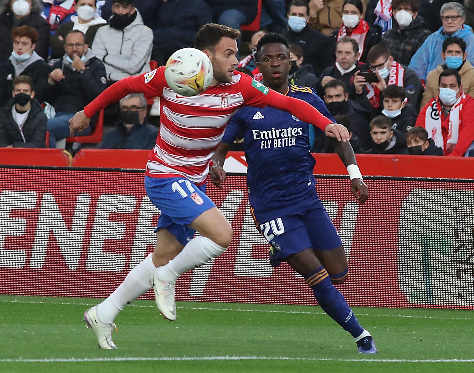 Vinicius ante el Granada