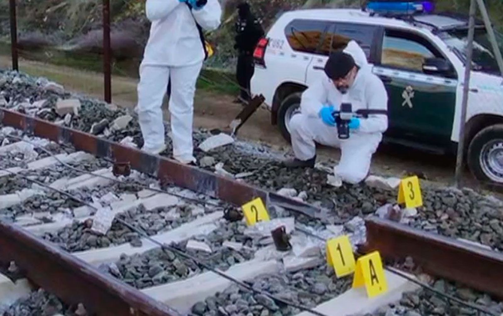 La Guardia Civil finaliza su inspección ocular de la zona del accidente y traslada el atestado a la jueza