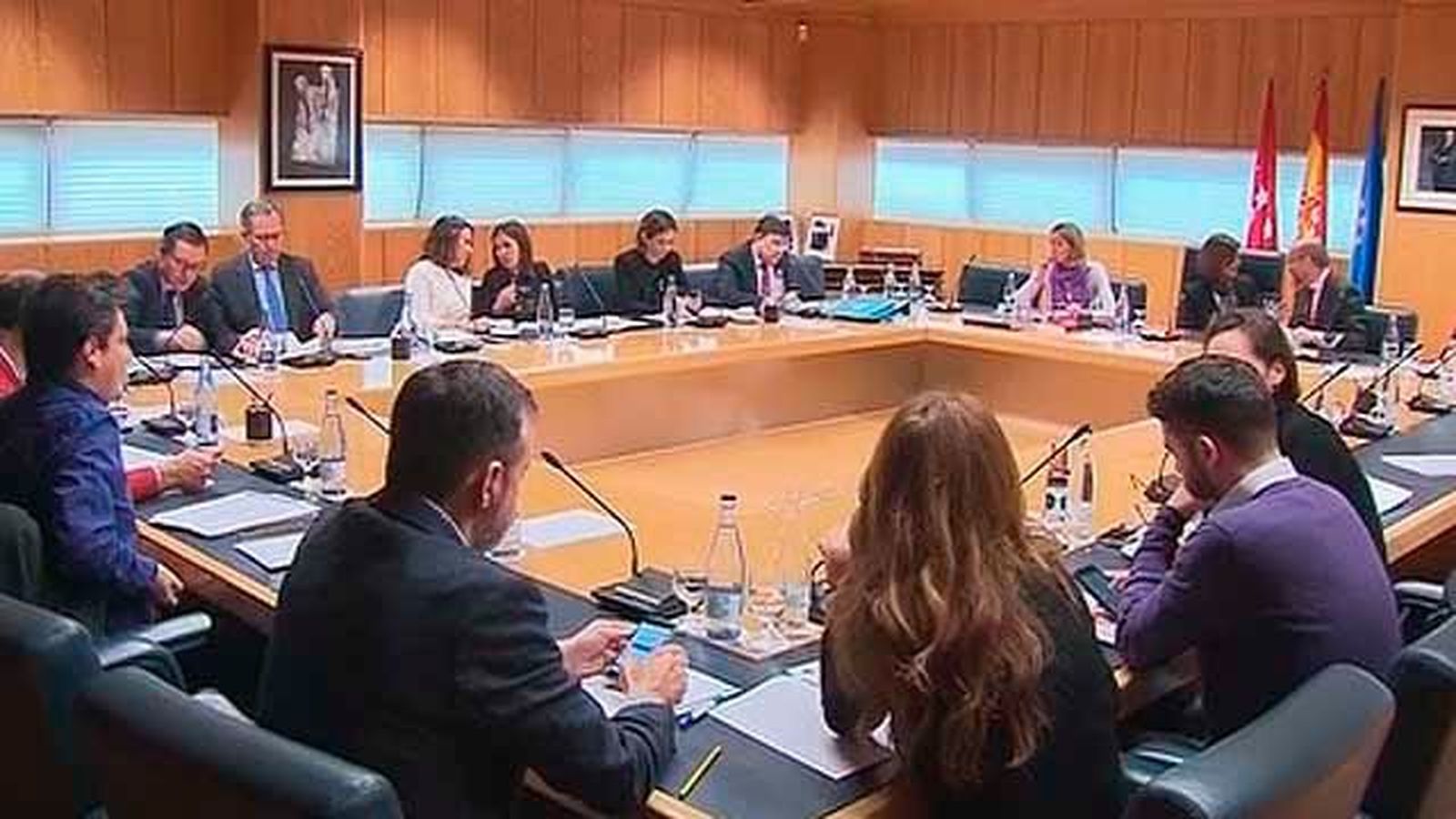 La Asamblea estiudia crear una comisión de investigación sobre el amianto en el Metro