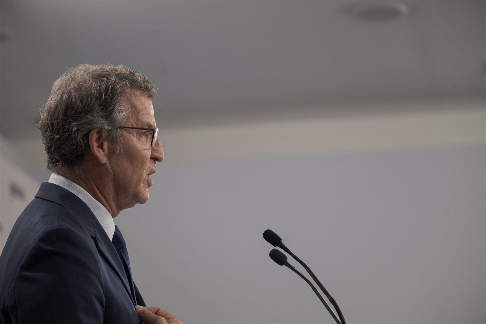 Intención de voto: El PP amplía a casi cinco puntos su ventaja sobre el PSOE