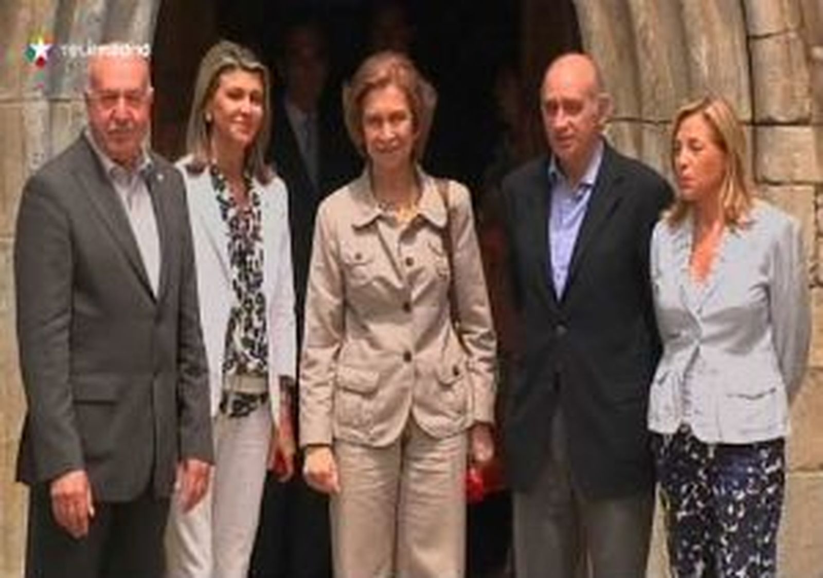 La Reina visita las zonas dañadas por la riada en Huesca y el Valle de Arán