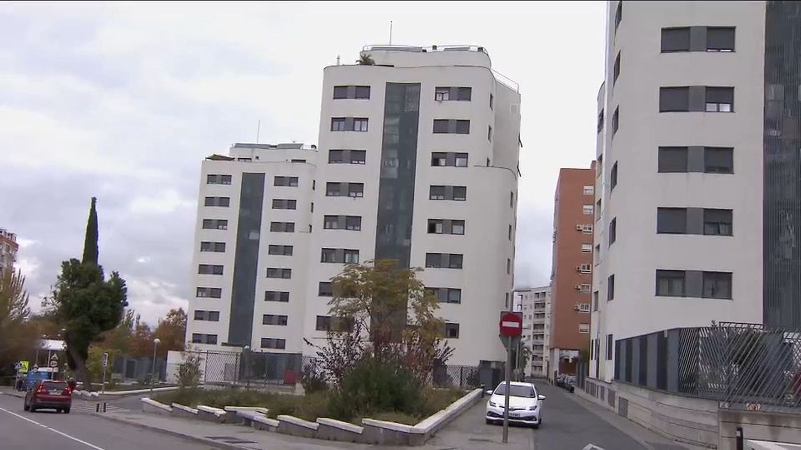 La Comunidad de Madrid realoja a otra veintena de familias en la UVA de Hortaleza