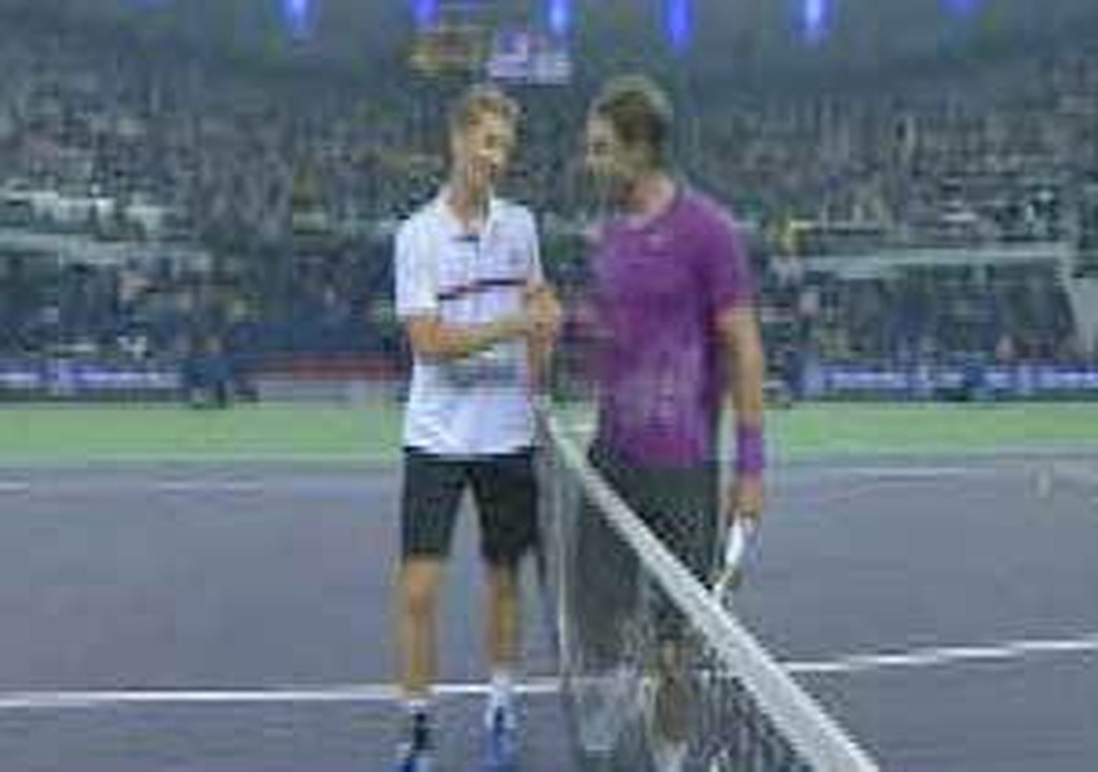 Nadal tropieza con Florian Mayer en Shangái en un día feliz para David Ferrer