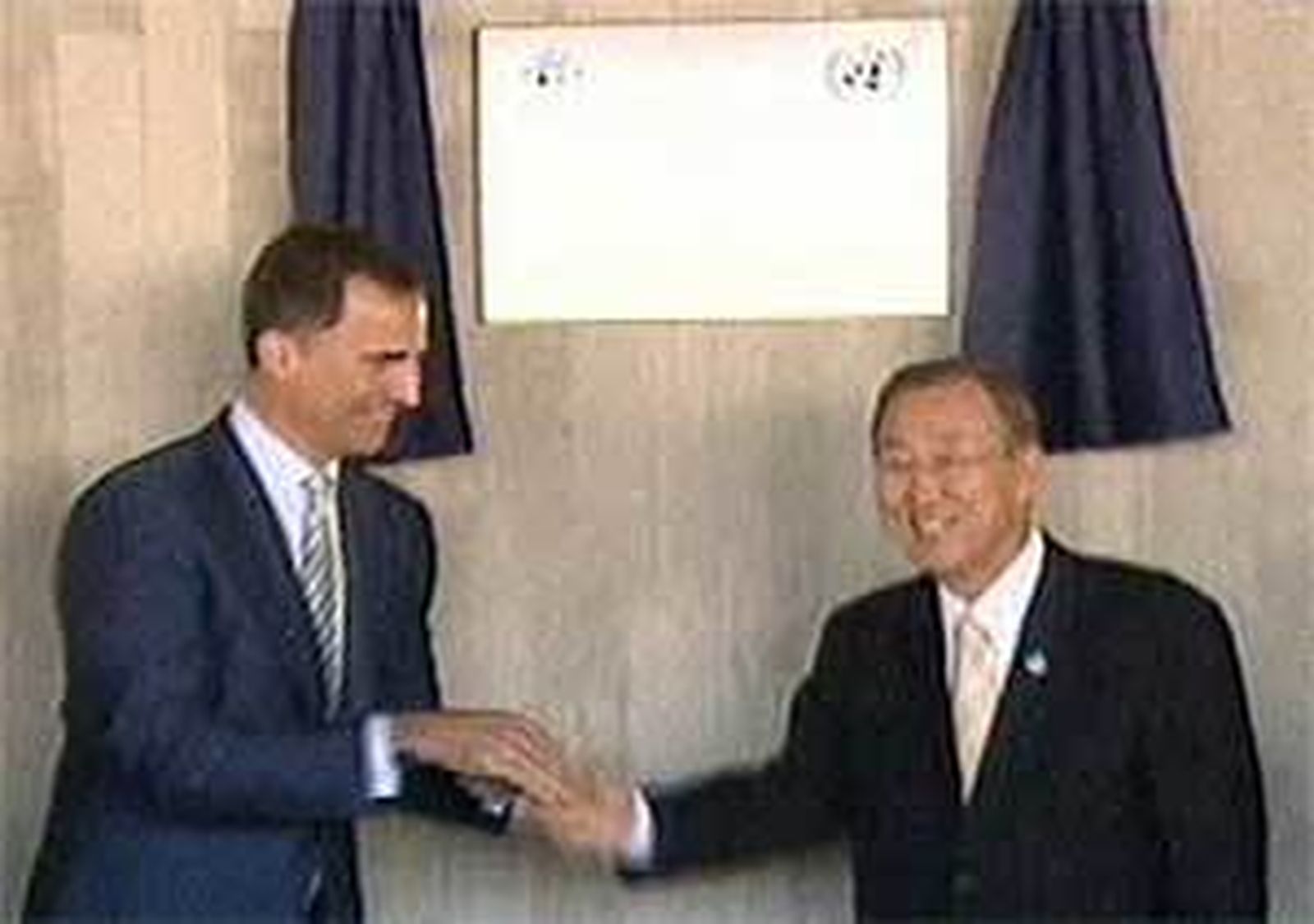 El Príncipe inaugura con Ban Ki Moon la Base de Apoyo y Centro de Comunicaciones de la ONU