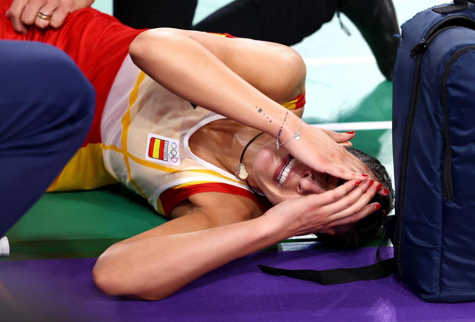 Carolina Marín tras lesionarse en París 2024