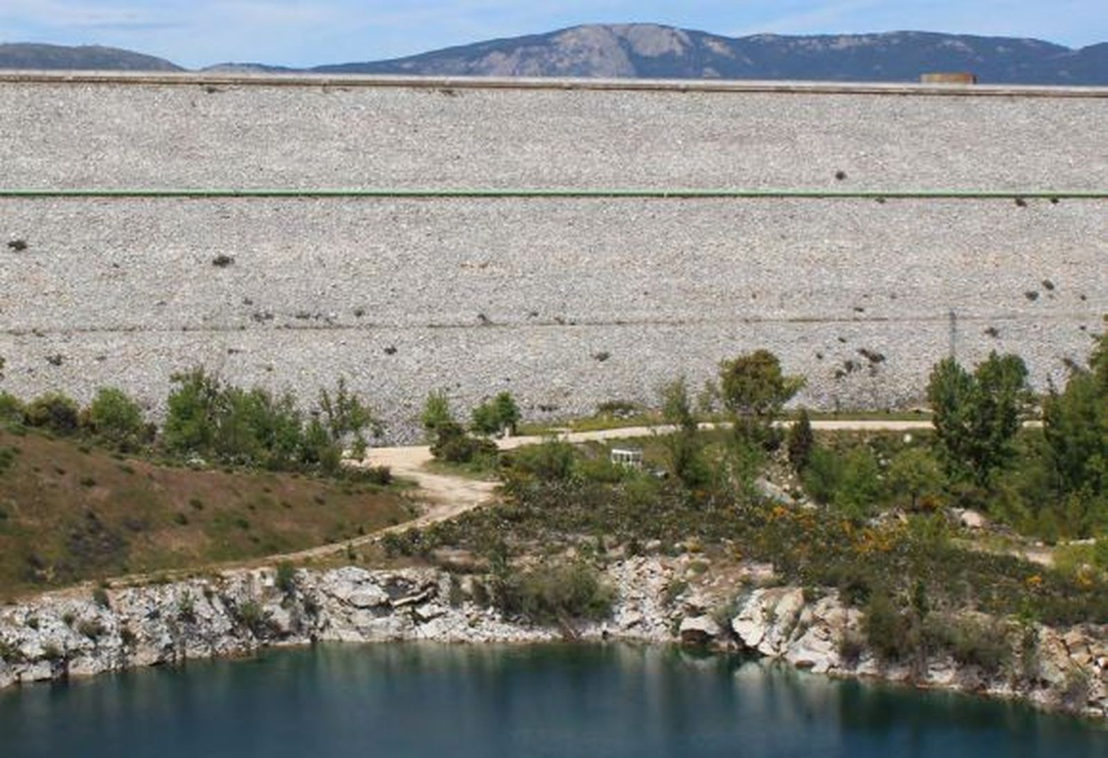 Presa del Embalse de Valmayor