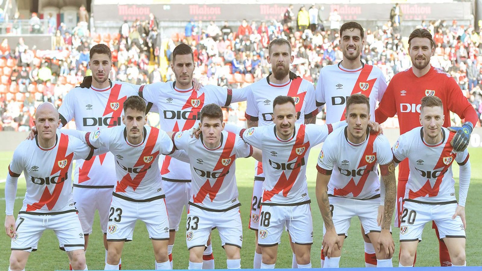 El Rayo anuncia "varios positivos" y activa los protocolos