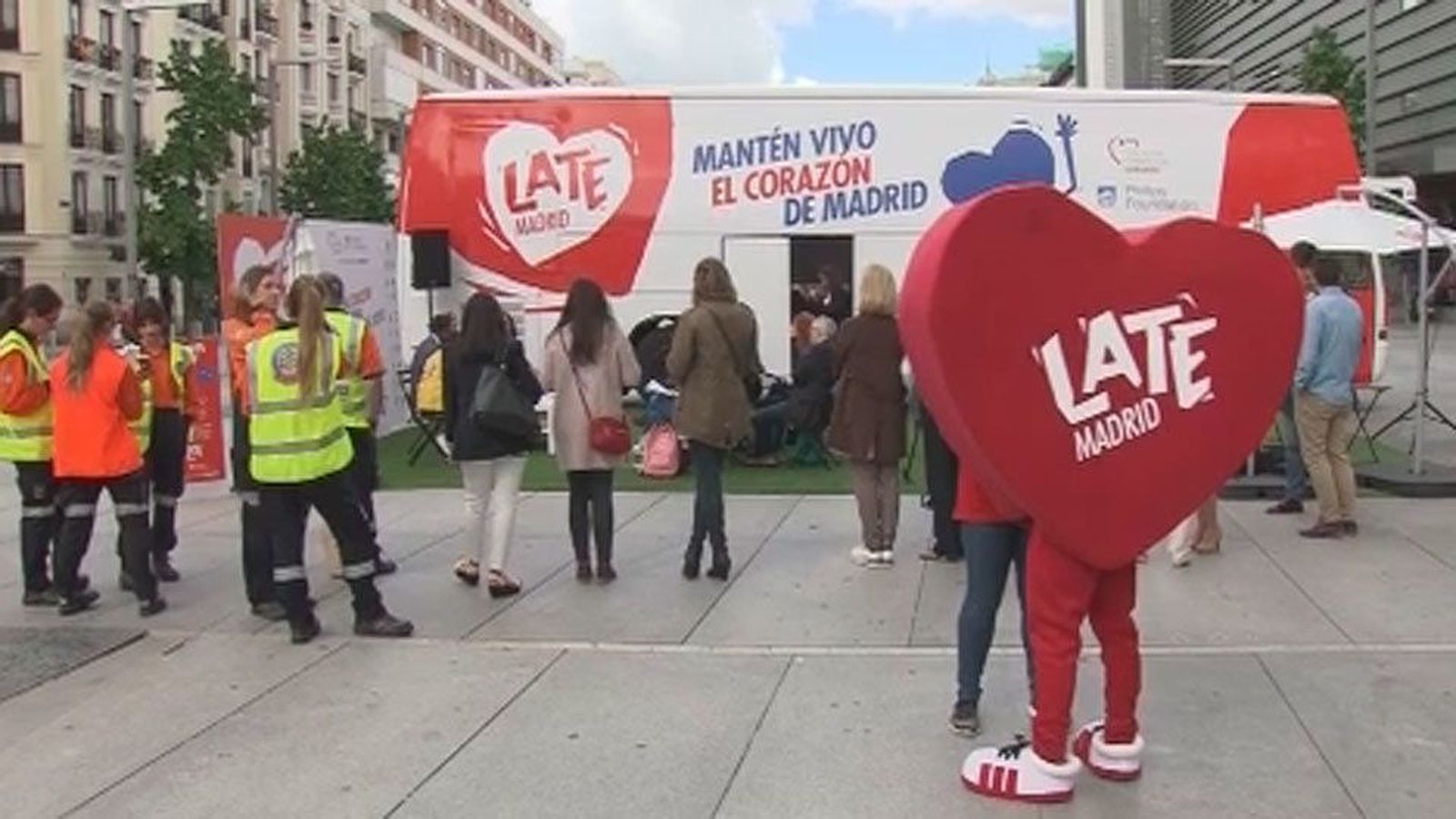 Cursos en el autobús 'Late Madrid' para la atención temprana del paro cardíaco
