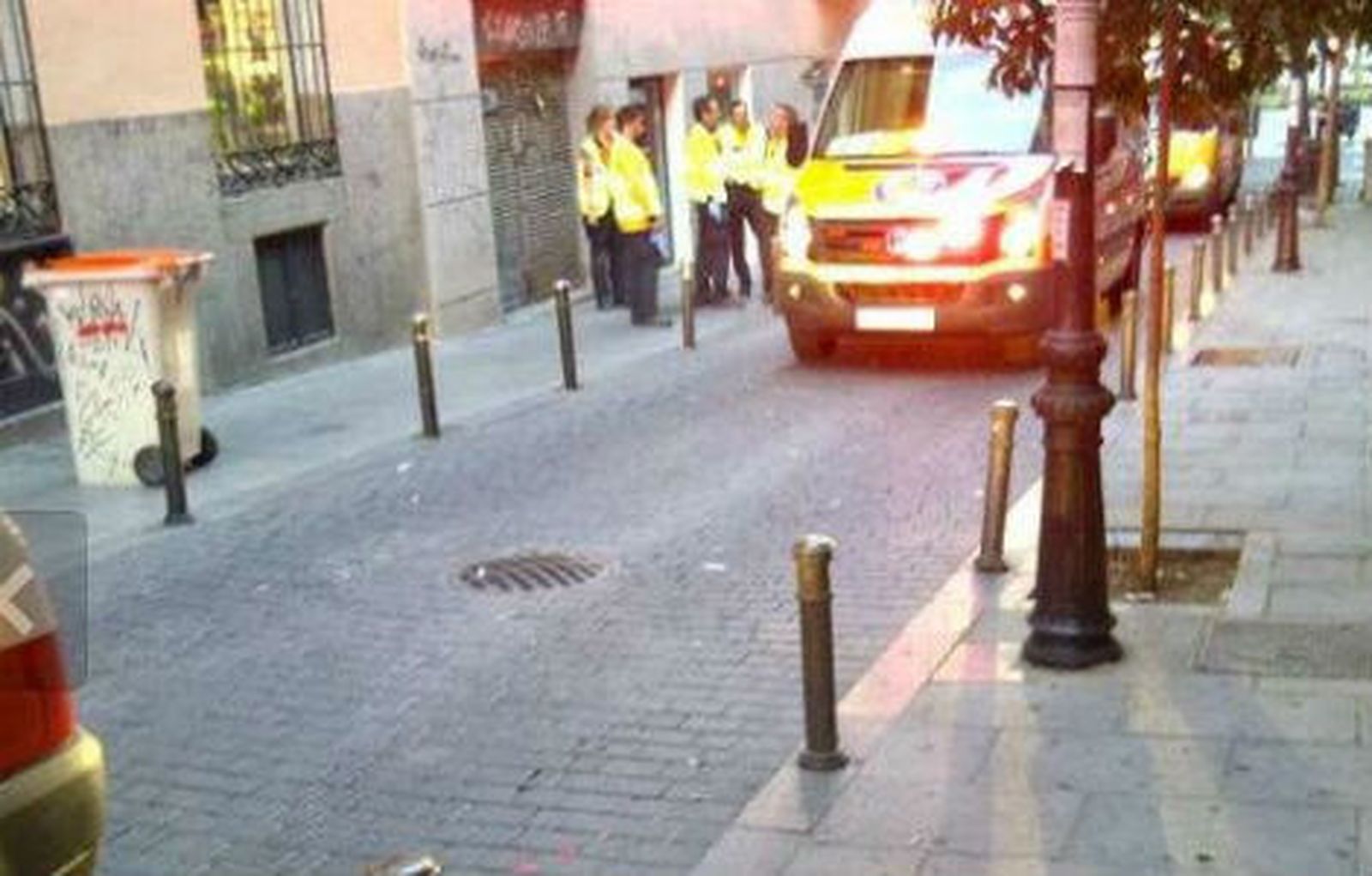 Un ciclista de 25 años, muy grave tras golpearse la cabeza en una caída en Madrid