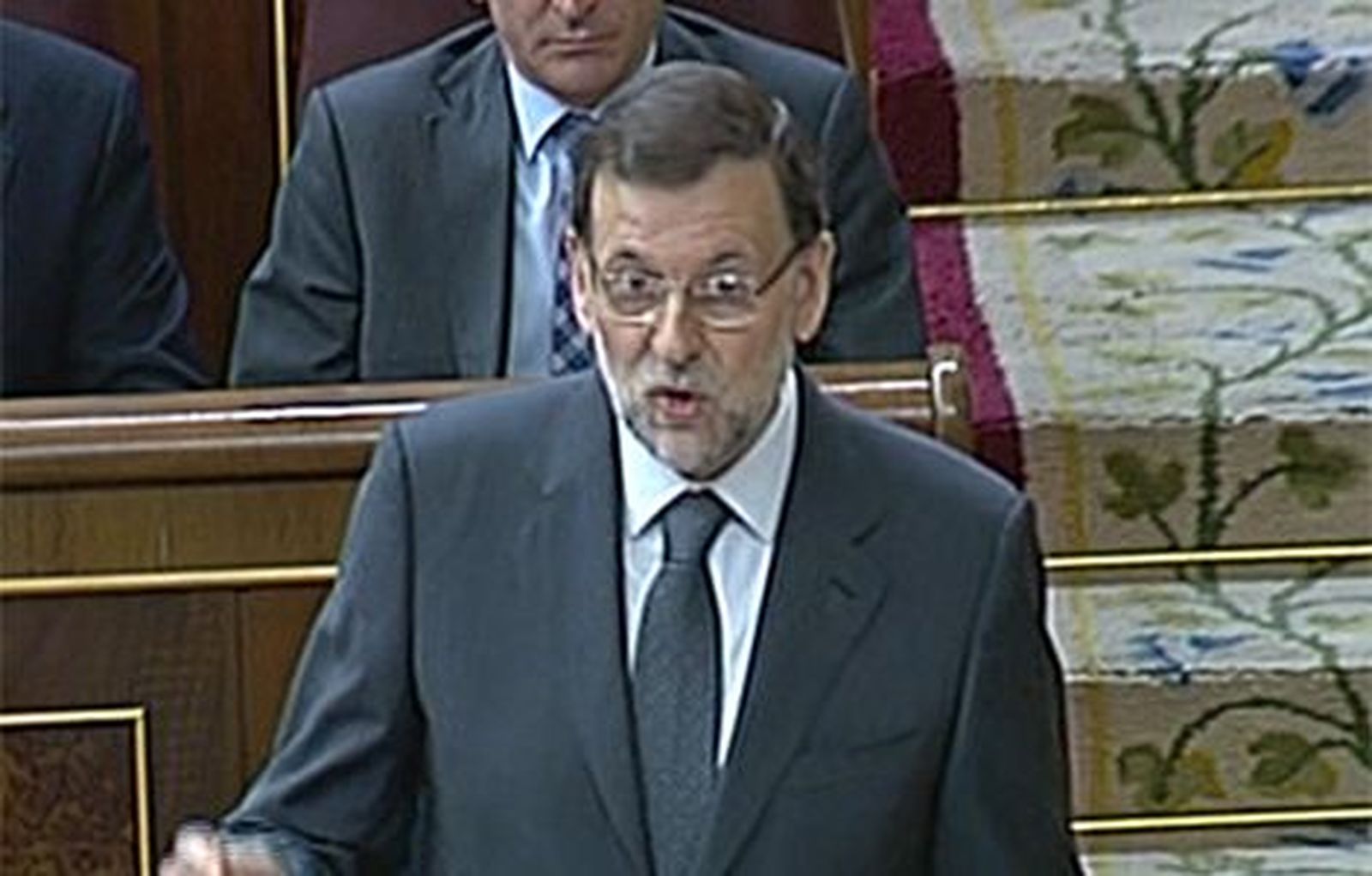 Rajoy a Rubalcaba: "la medicina  que mató la economía española" fue la de los socialistas