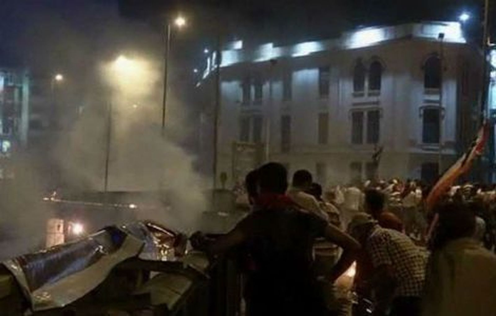 Al menos 7 muertos y 261 heridos en disturbios en El Cairo, según autoridades