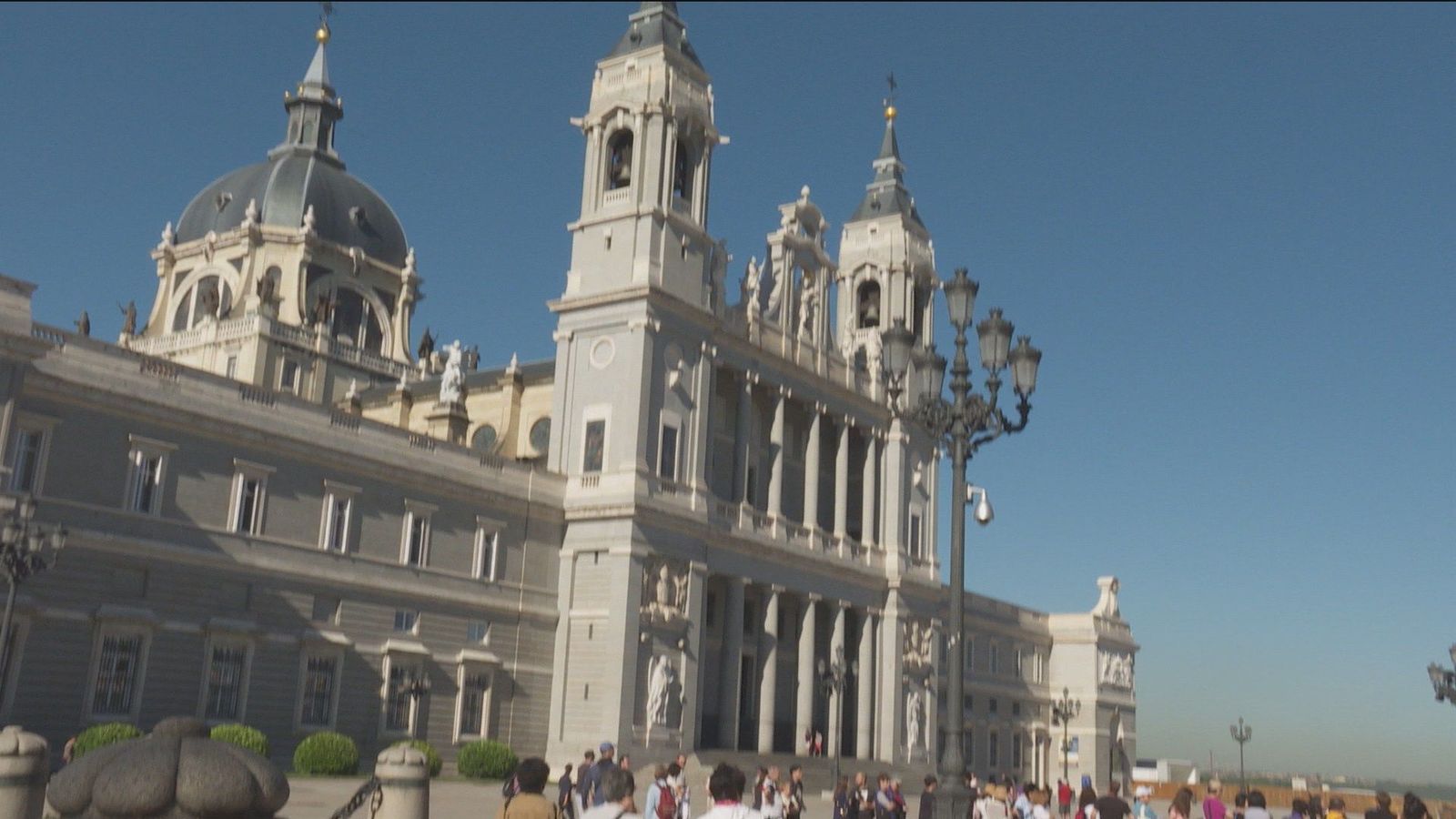El Gobierno reformará la ley para que Franco no sea inhumado en La Almudena