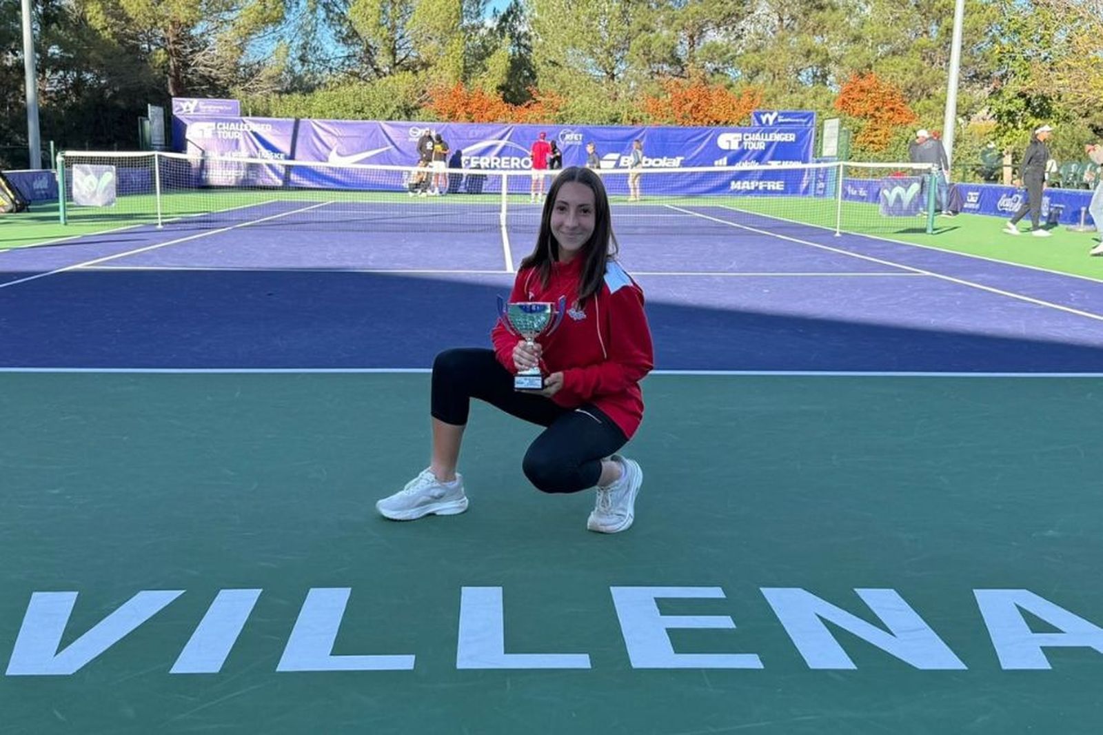Carlota Luján, campeona del torneo internacional júnior de Villena