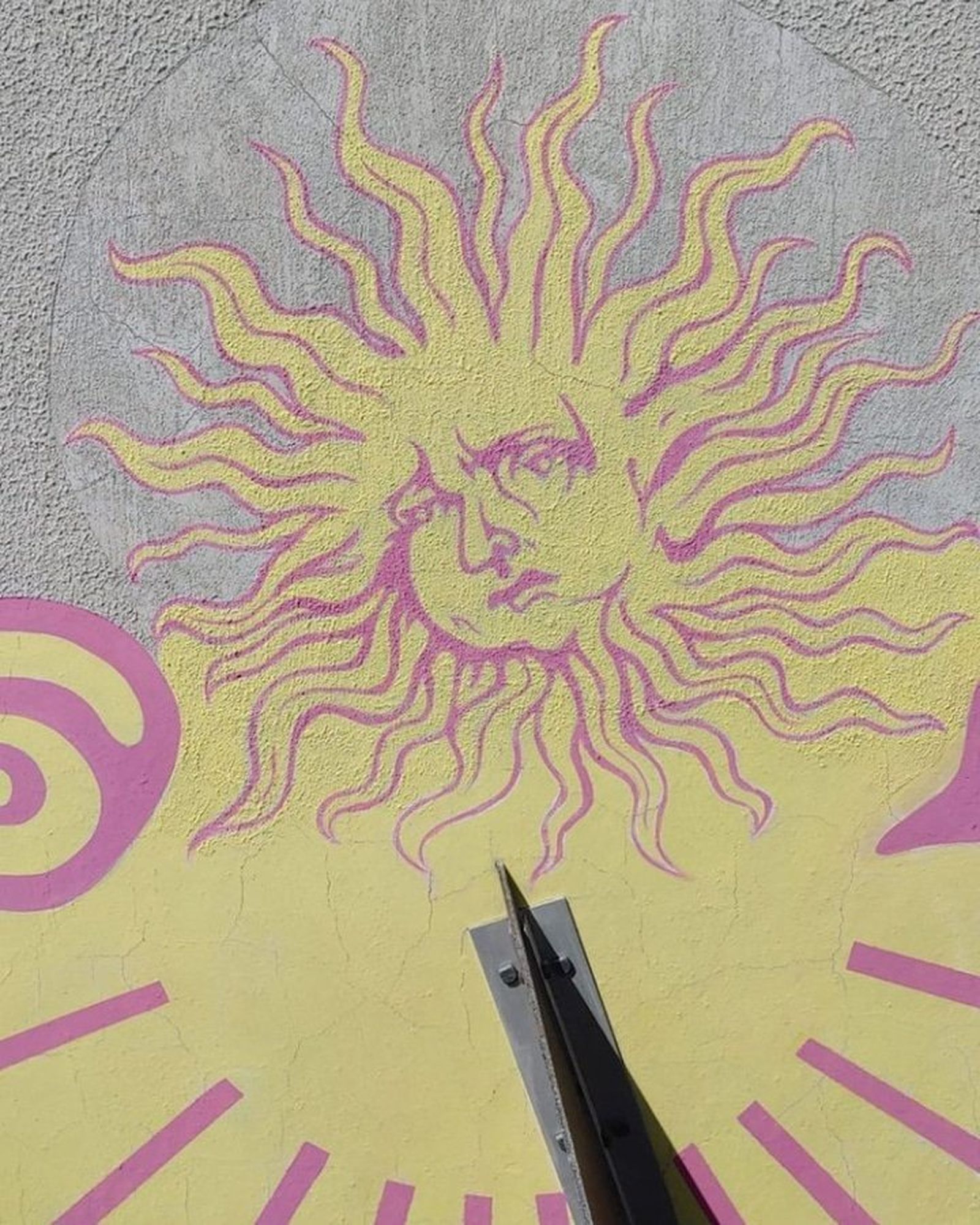 Uno de los relojes de Sol restaurados