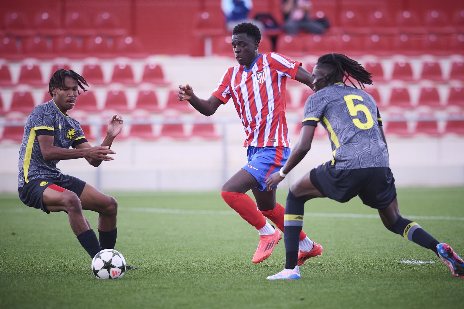 Atlético de Madrid juvenil -  Lille