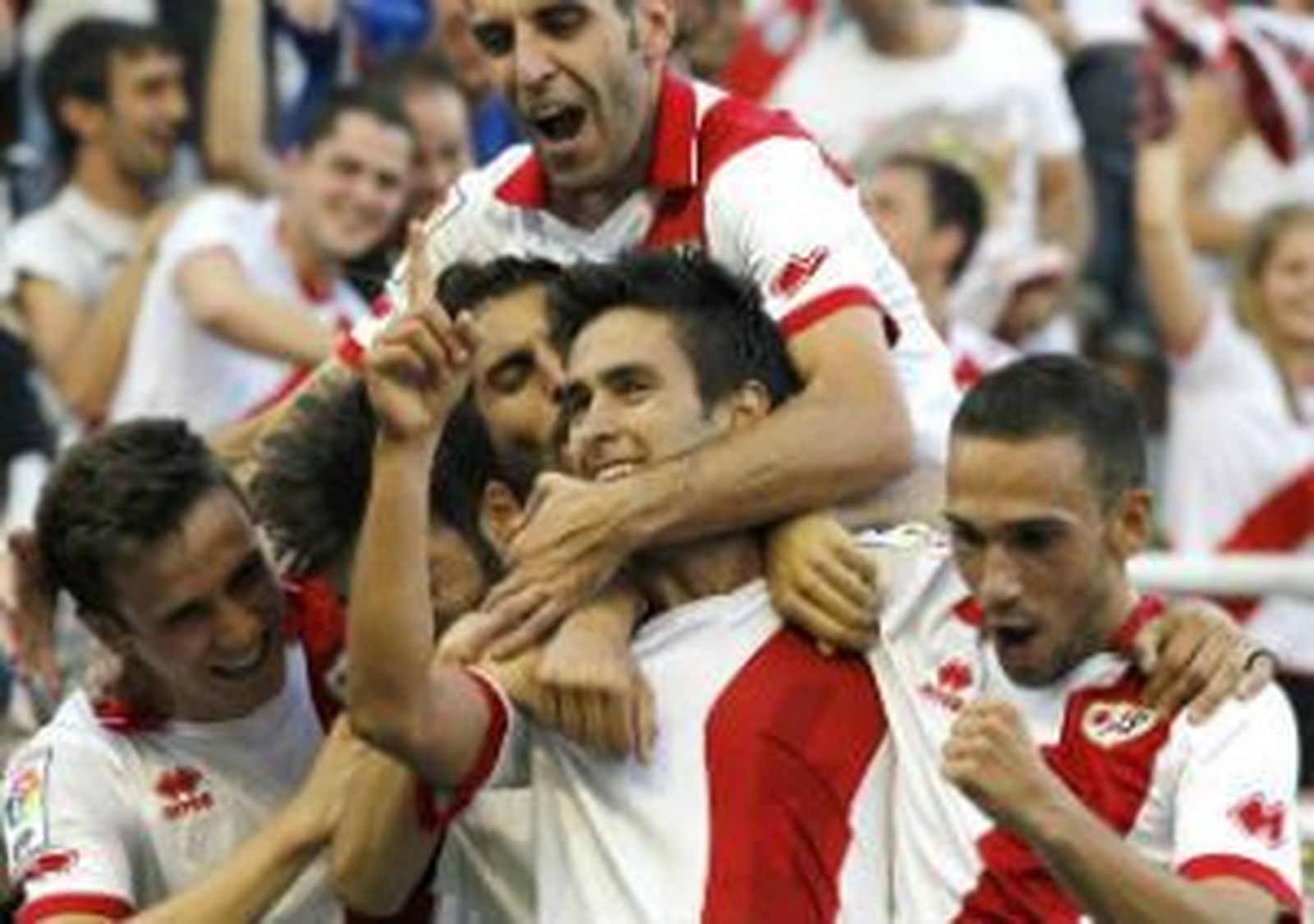 El Rayo busca acercarse a la permanencia a costa de Osasuna