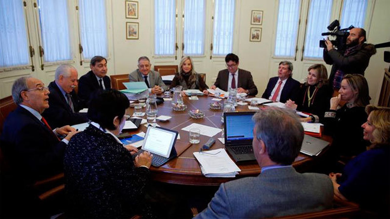Consejo fiscal se rebela