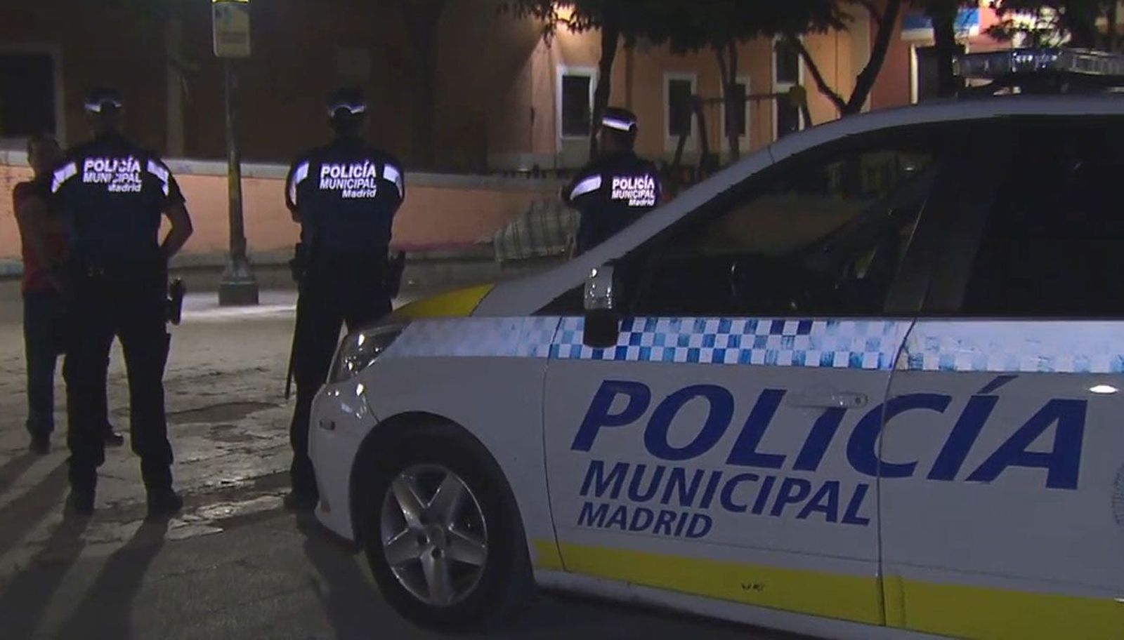 Las denuncias por botellones de fin de semana en Madrid se reducen a la mitad en julio y agosto