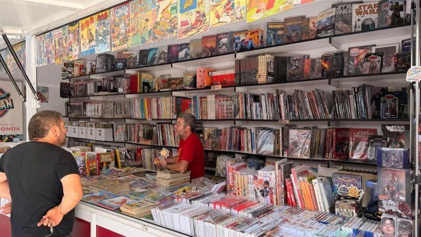 Puesto de libros antiguos de Madrid