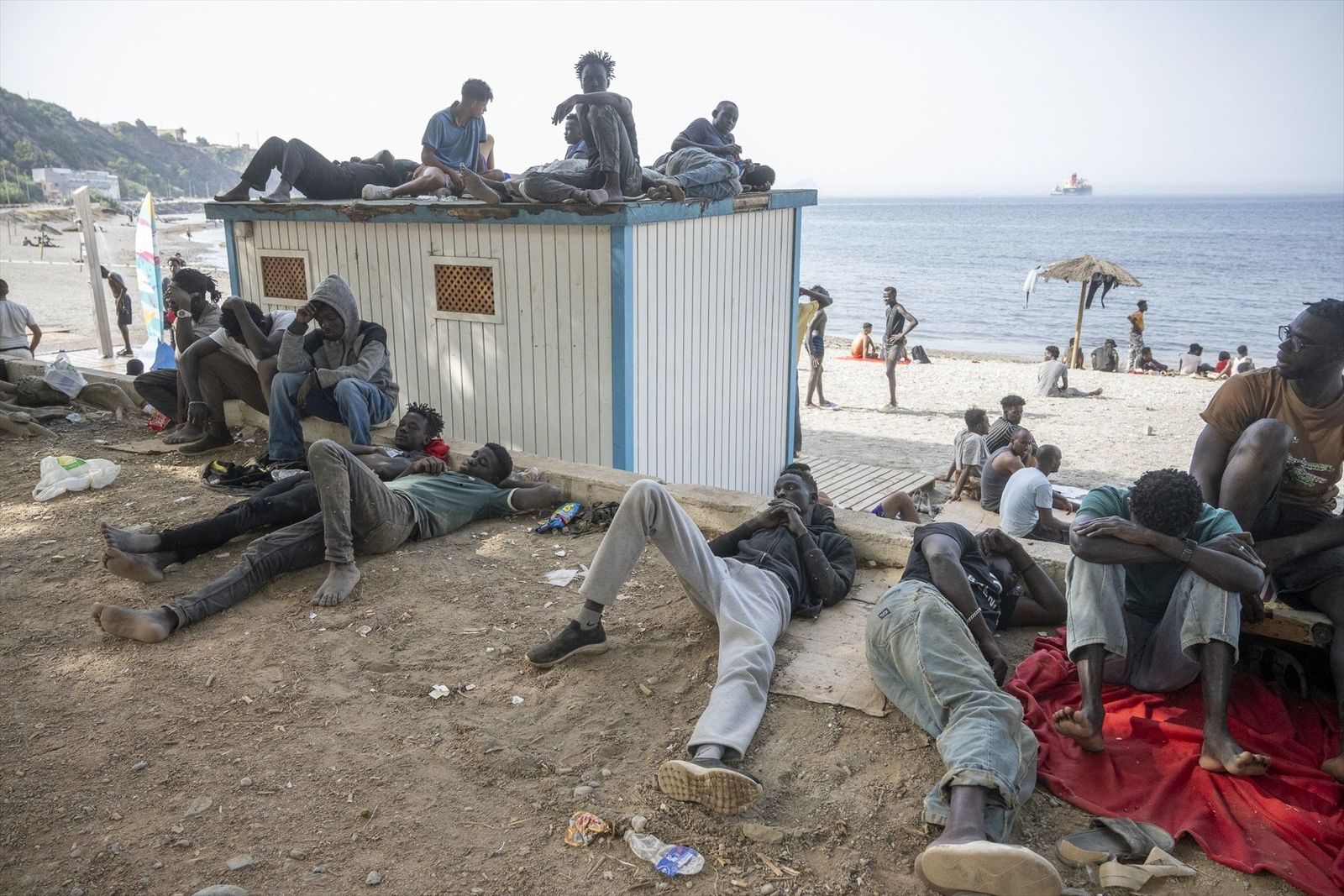 El PP exige responsabilidades a Sánchez y Vox la militarización de la frontera en Ceuta y Melilla