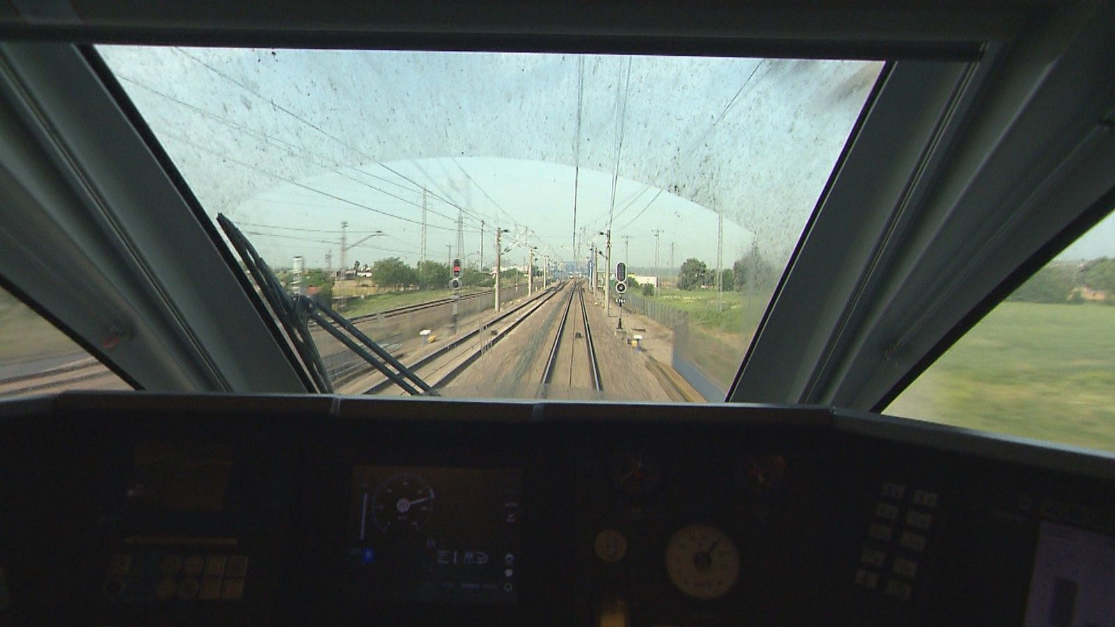 Renfe investiga desde hace más de dos semanas una posible rotura de vía en la línea Madrid-Badajoz