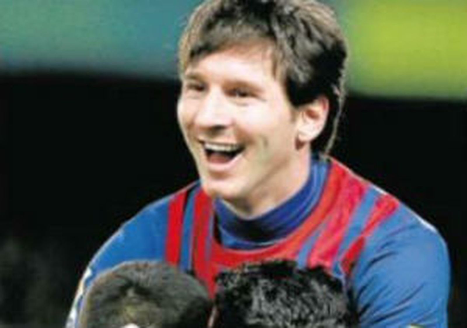 Messi bate el récord de César y acerca al Barça a la cabeza
