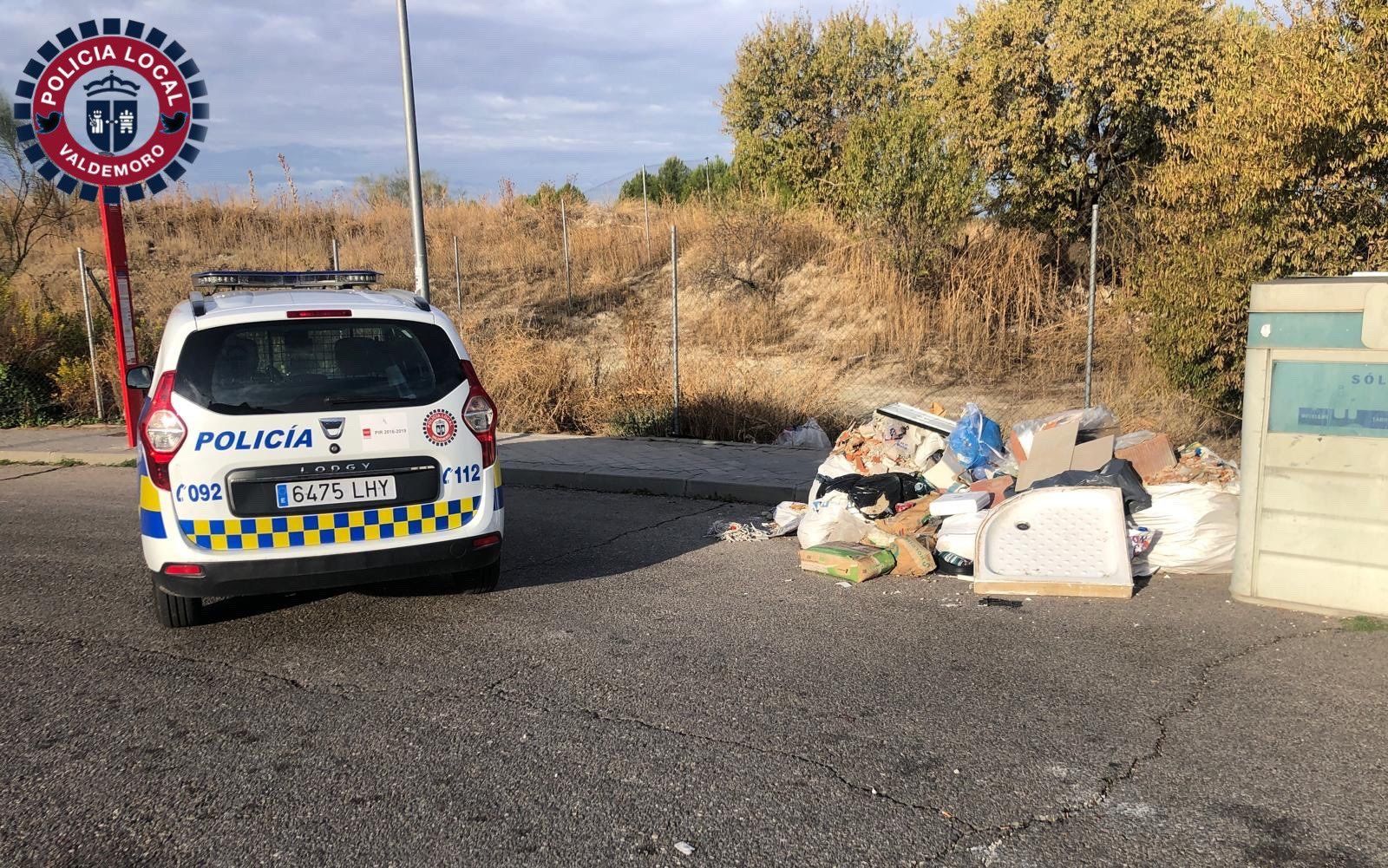Vertido ilegal de escombros en Valdemoro