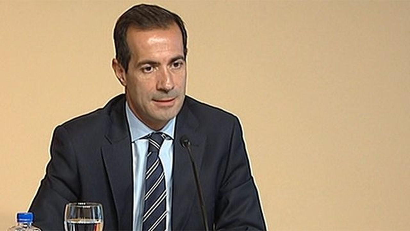 Victoria confía en que el pederasta pase entre rejas "el máximo de años"