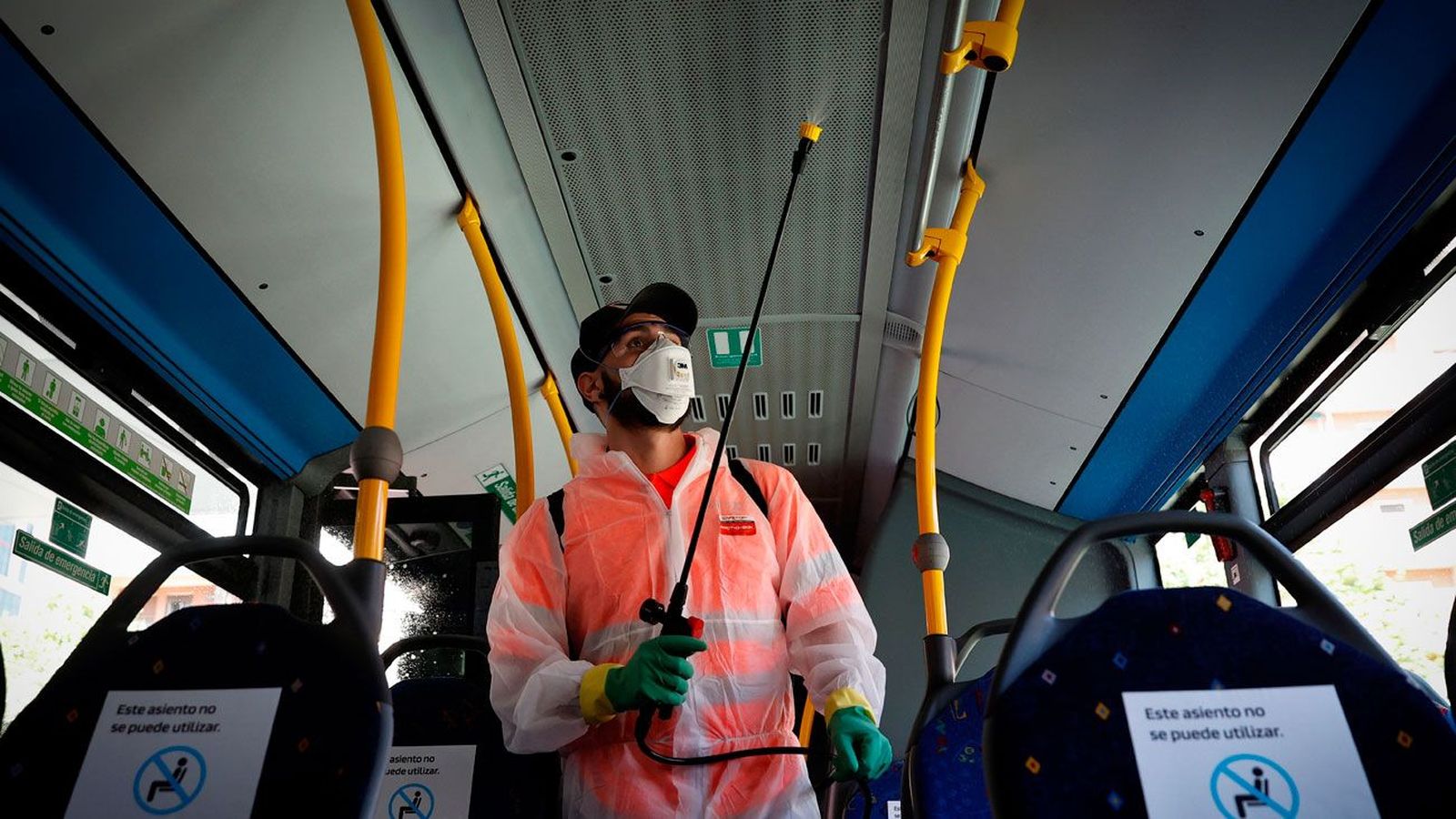 300 autobuses urbanos e interurbanos dispondrán de geles, mamparas y purificadores de aire