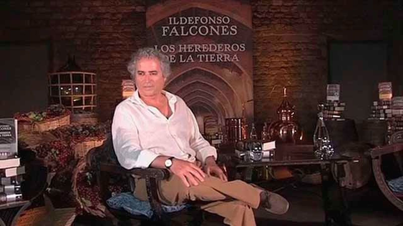 Falcones: 'Los herederos de la tierra' y "el inicio de la castellanización de Catalunya"