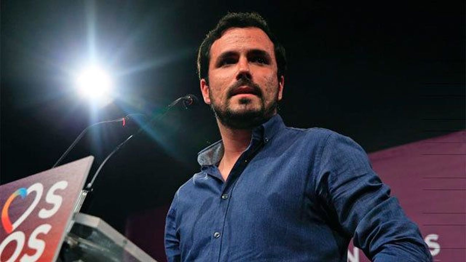 Garzón se reúne con Sánchez y le ofrece apoyo si hay compromiso con los trabajadores