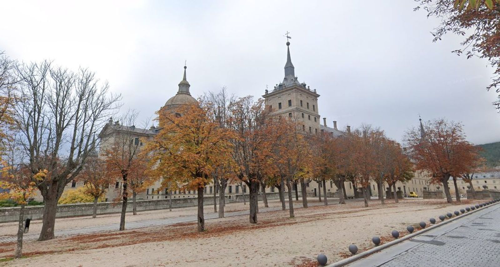 Reforma del paseo Juan de Borbón en el entorno del monasterio de San Lorenzo de El Escorial