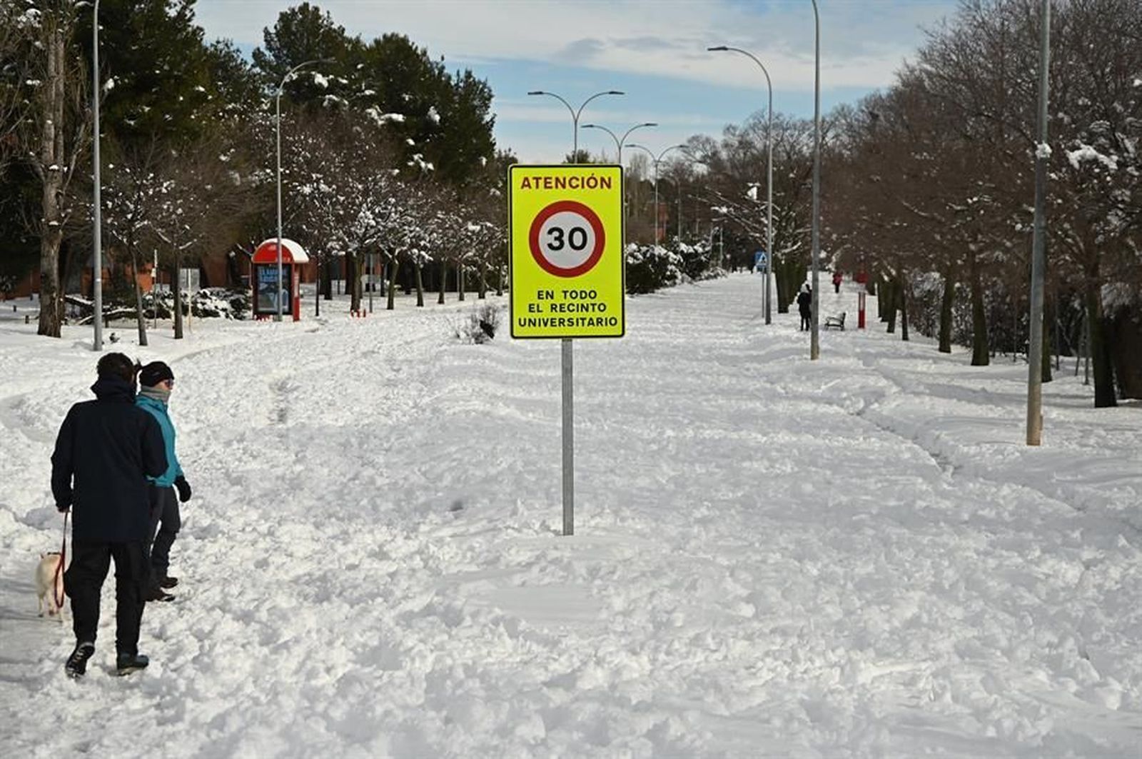Algete, Alcalá, Boadilla, Móstoles, Valdemorillo.... Todas luchando contra la nieve y el hielo