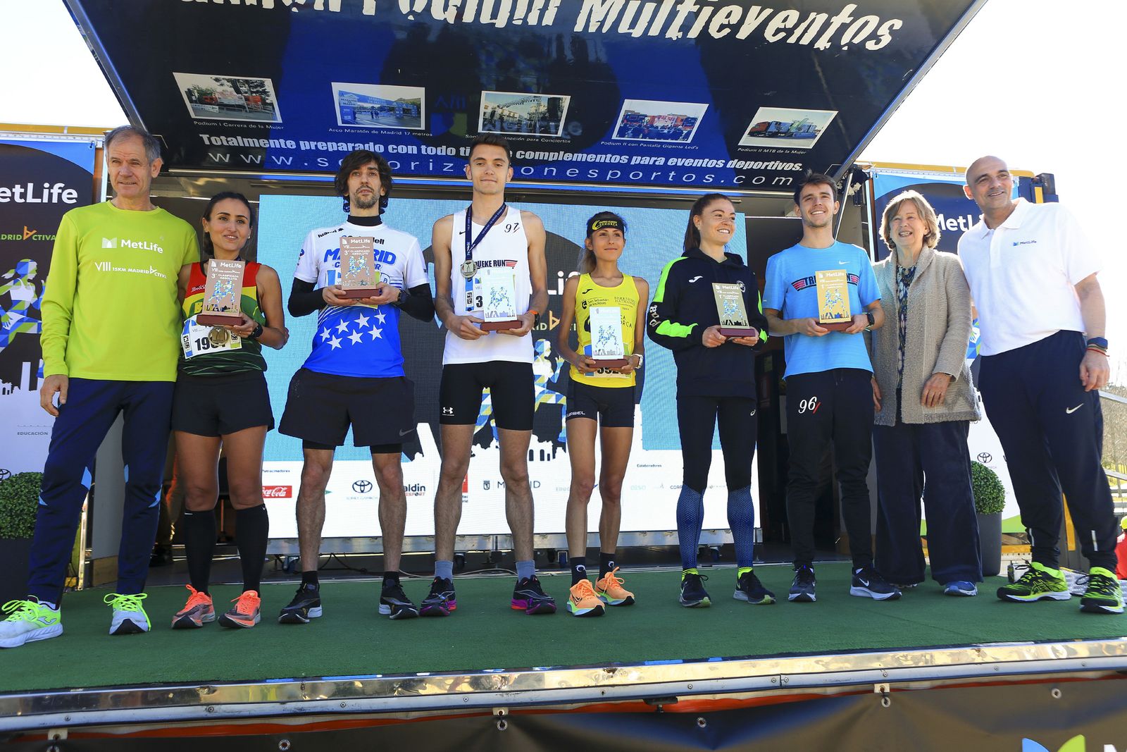 Podio del 15 Km MetLife Madrid Activa