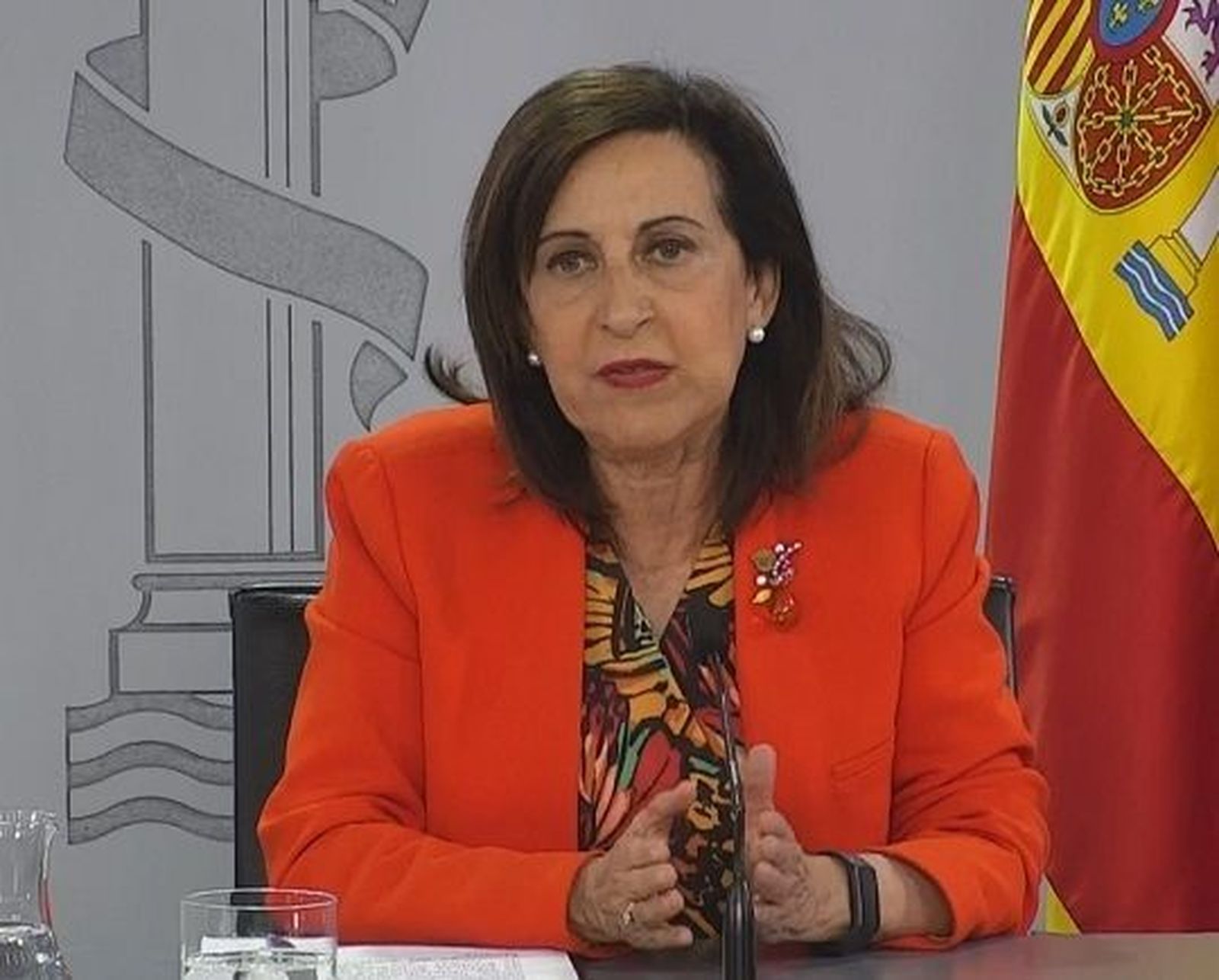 Robles defiende que las críticas de Podemos no afectan al compromiso "claro" de España con la OTAN