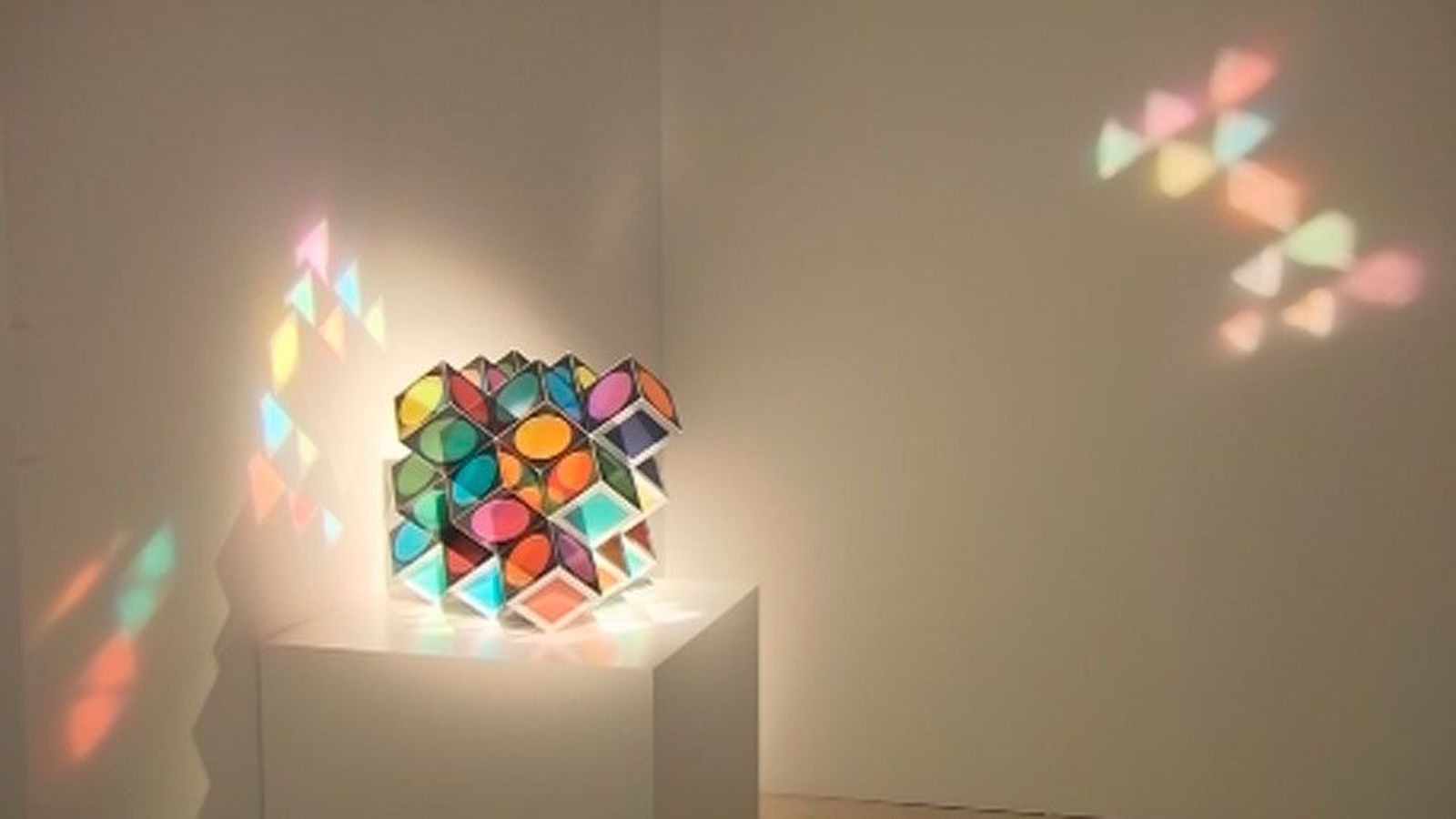 El Thyssen recupera los orígenes del arte óptico a través de la obra de Vasarely
