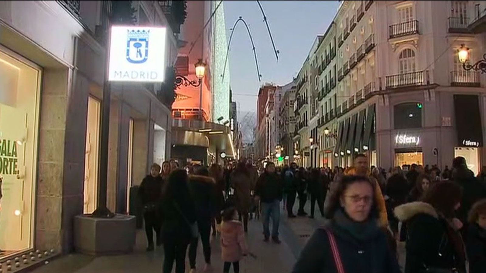 El ayuntamiento instala pantallas informativas en Callao, Preciados, el Carmen y Sol