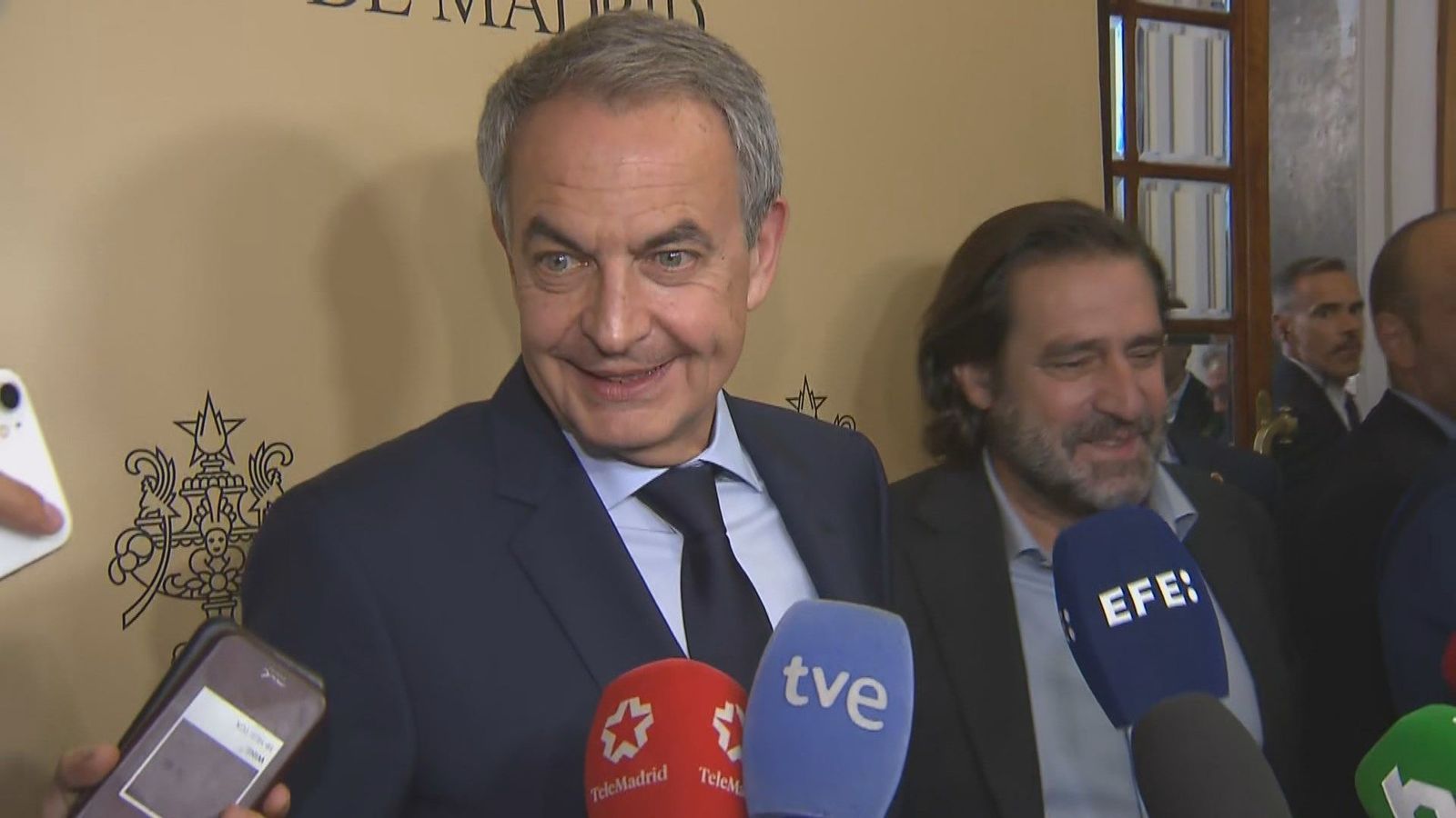 El Gobierno 'reconoce y valora' la labor de Zapatero en Venezuela