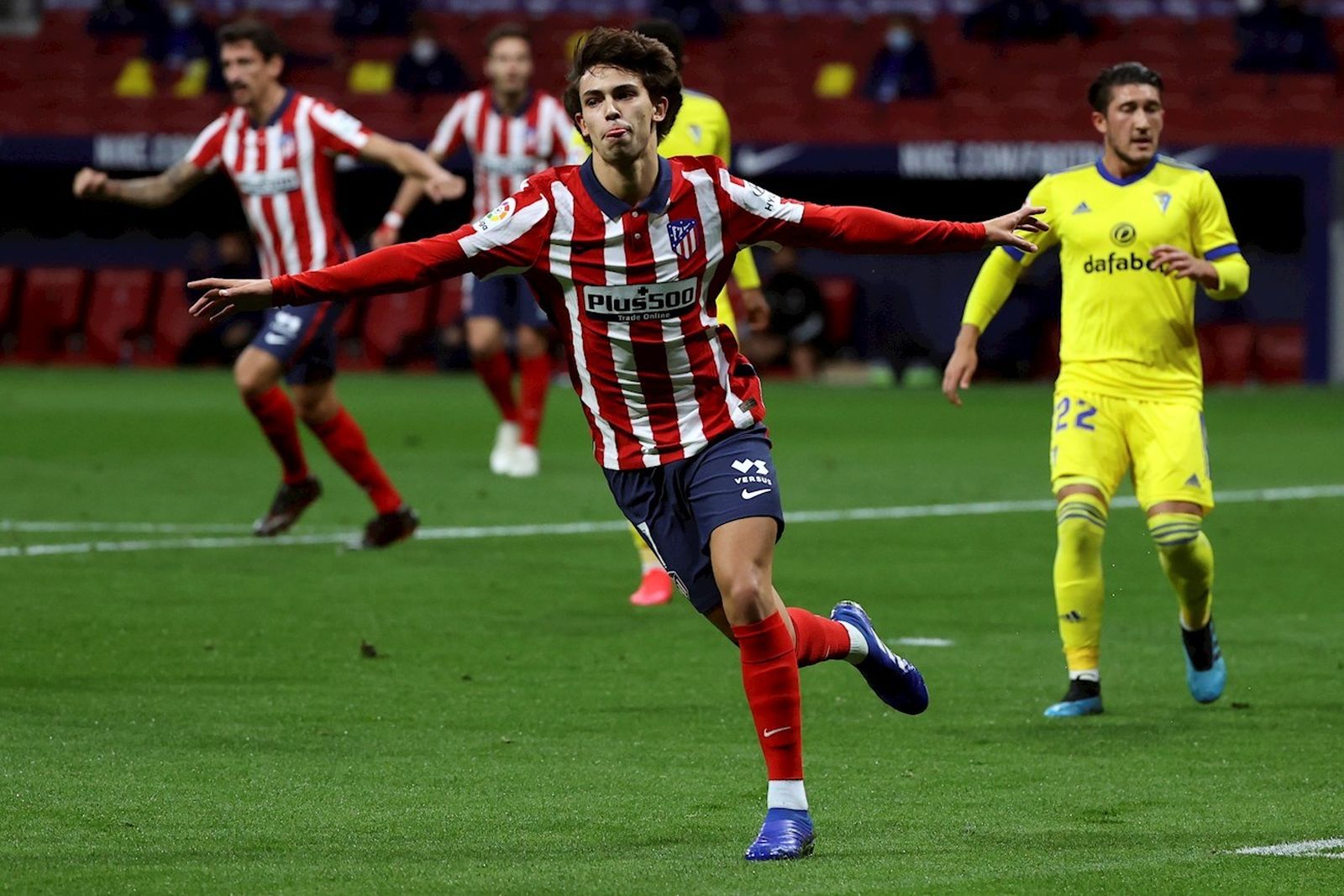 Joao Felix firmó un doblete en la victoria del Atlético de Madrid ante el Cádiz