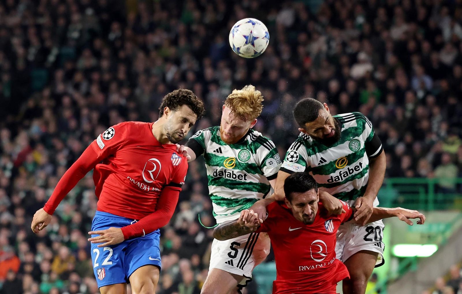 Un lance del partido de Champions entre el Atlético de Madrid y el Celtic de Glasgow