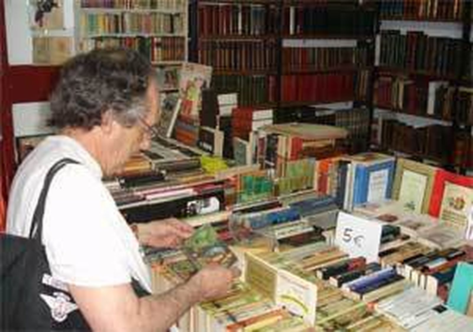 La Feria de otoño del Libro Viejo y Antiguo de Madrid rinde homenaje a Mingote