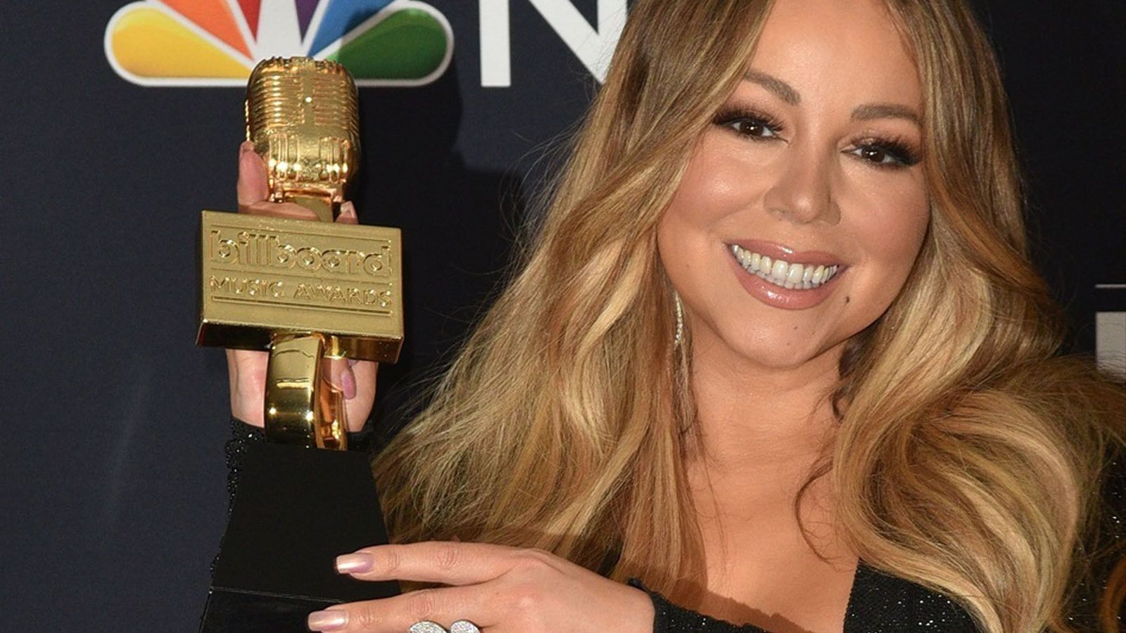 Mueren la madre y la hermana de Mariah Carey el mismo día