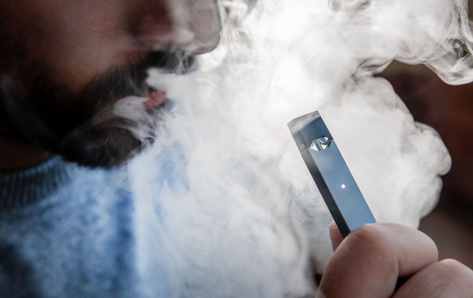 La nueva moda del 'vapeador': descubre por qué es malo para la salud