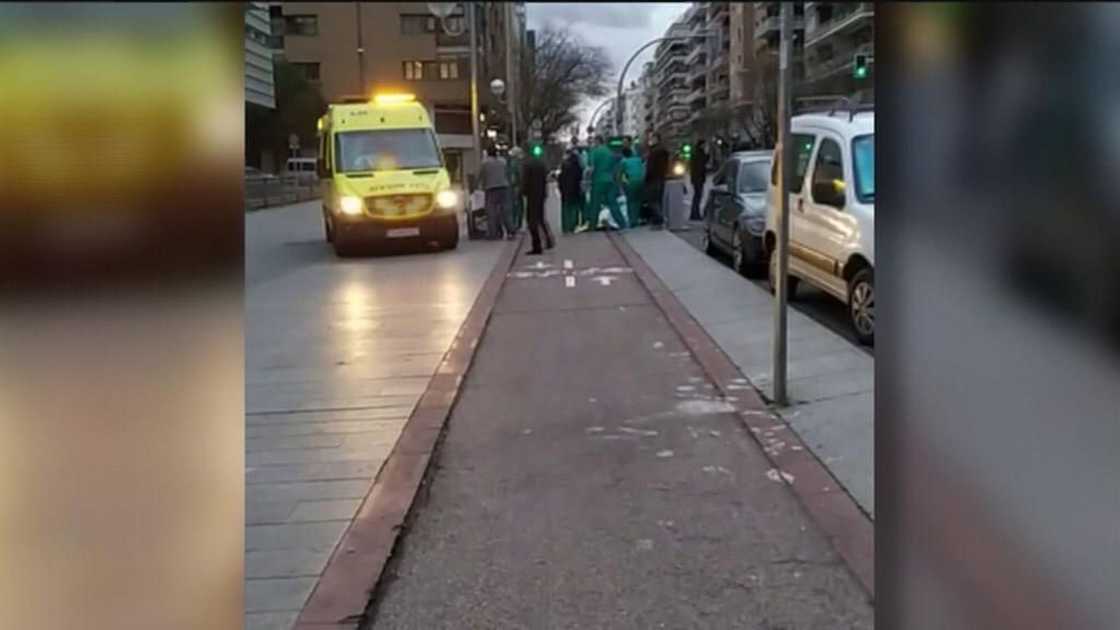 No llega a tiempo y da a luz en plena calle, frente a la Maternidad de O'Donnell