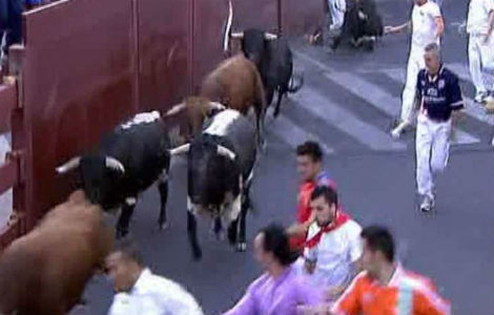 Un gran tapón en la plaza causa 17 heridos en el encierro de San Sebastián de los Reyes
