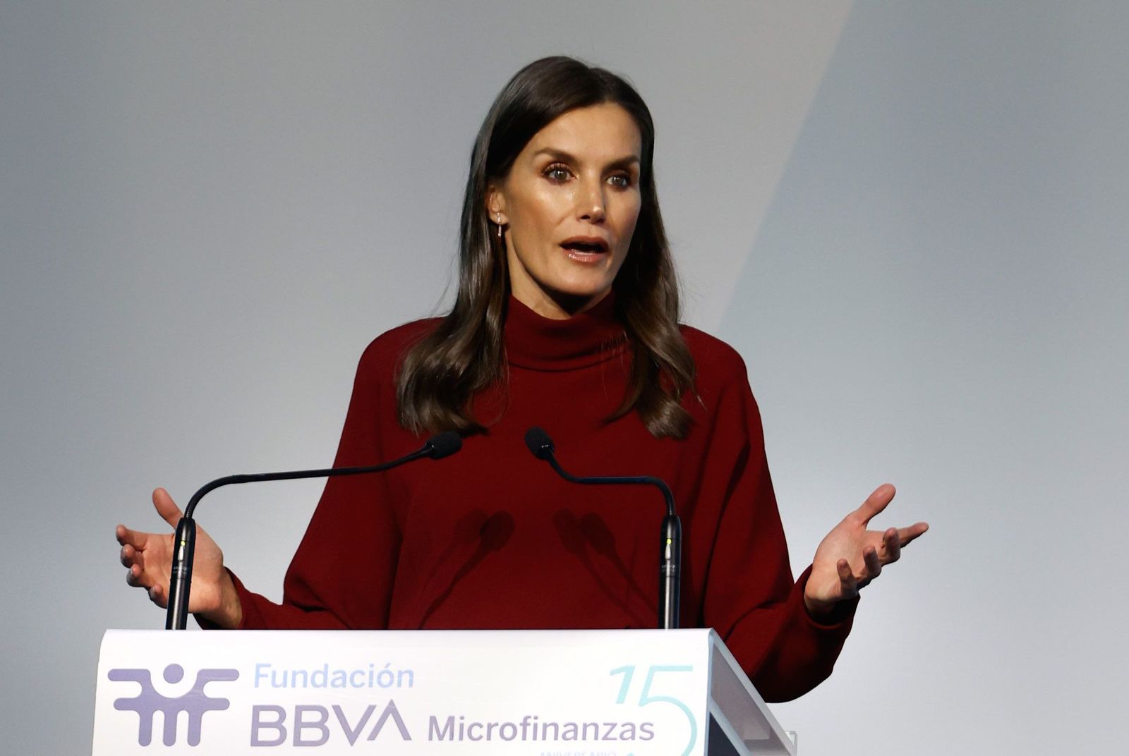 La Reina Letizia elogia el trabajo de BBVA para mitigar la pobreza en Latinoamérica