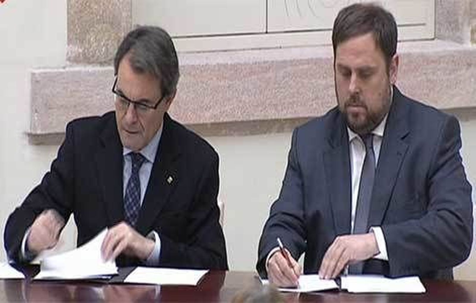 Mas y Junqueras firman su acuerdo para Cataluña