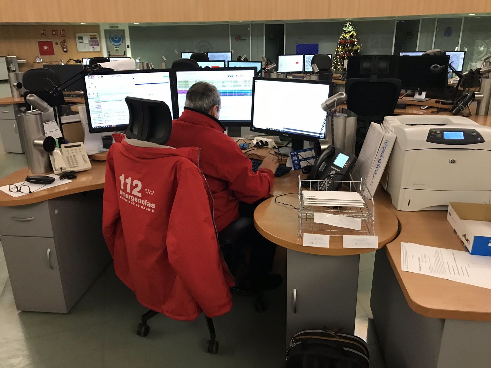 Emergencias 112 pide precaución en la carretera ante las fuertes rachas de viento