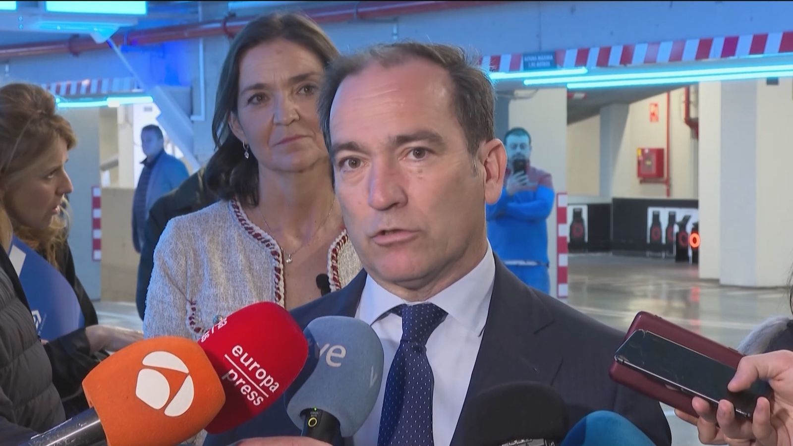 Borja Casanova pide delante de Reyes Maroto que el Gobierno apruebe urgentemente un plan de inversion para las Cercanías de Madrid