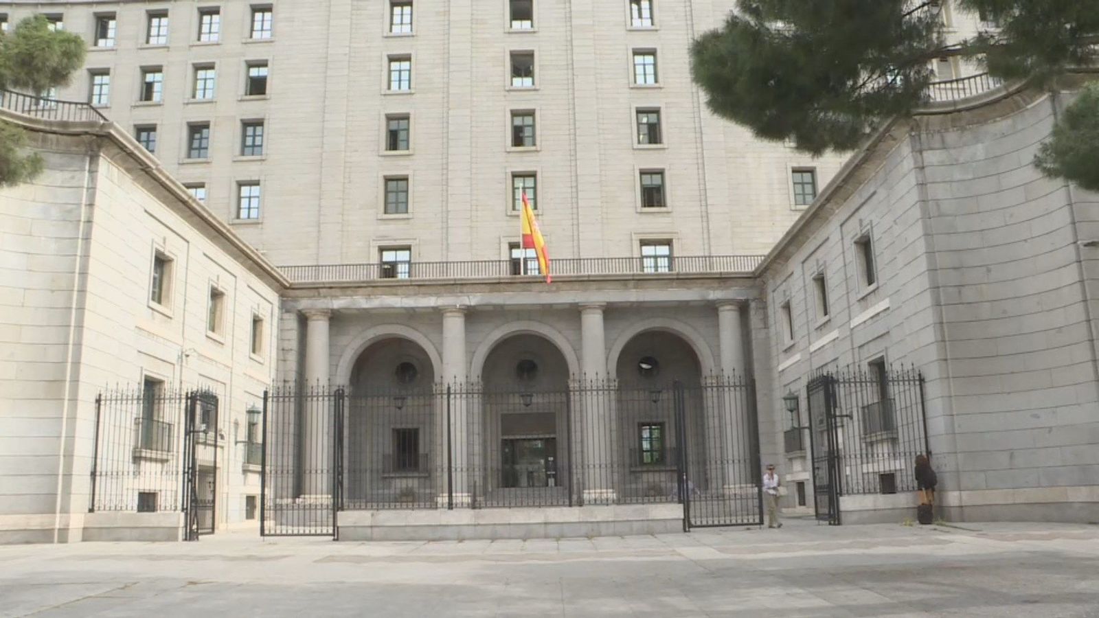 La UCO requiere información de la trama en los Ministerios de Hacienda y Transición Ecológica y en Correos